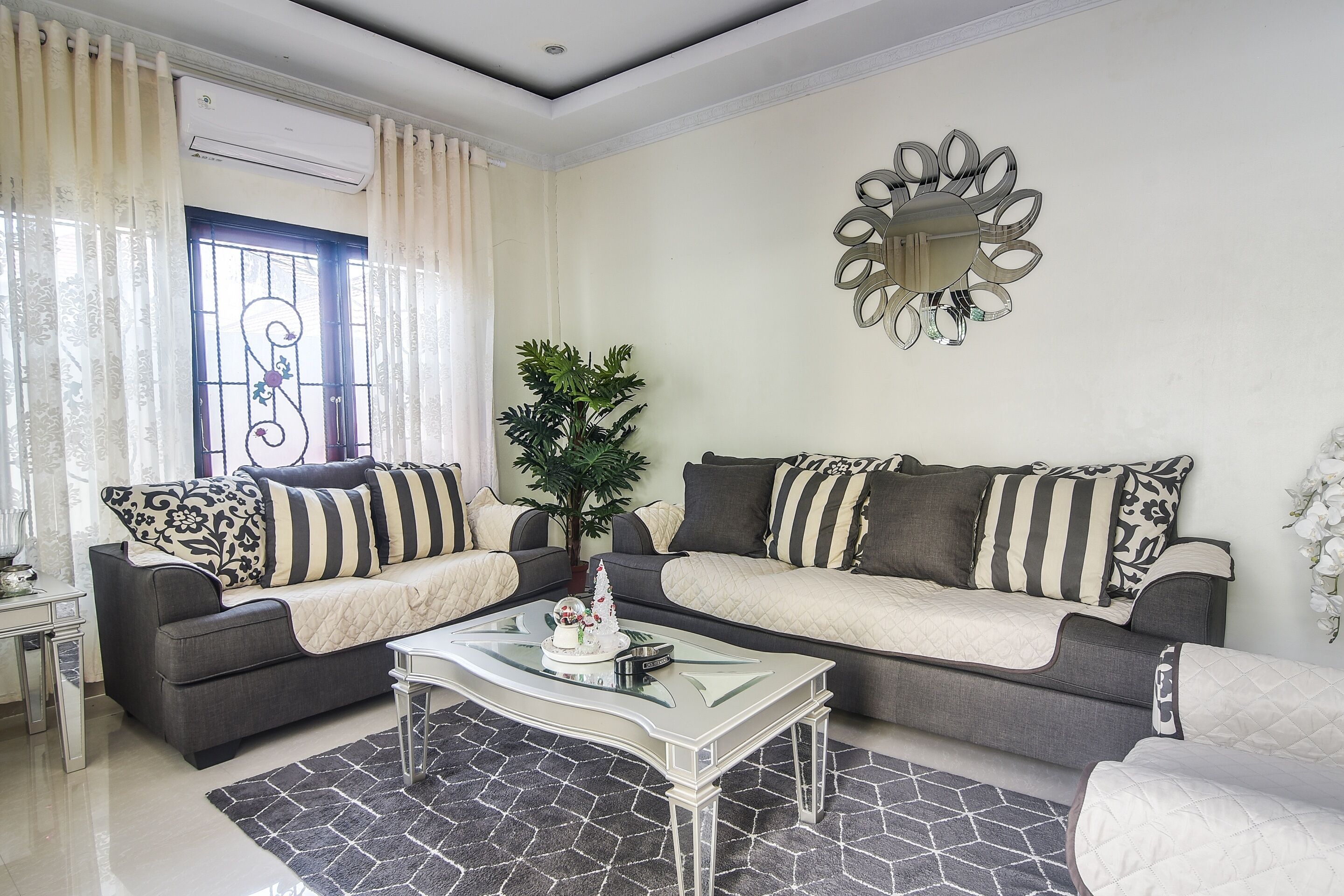Spot On 92000 3m Kost Dan Homestay