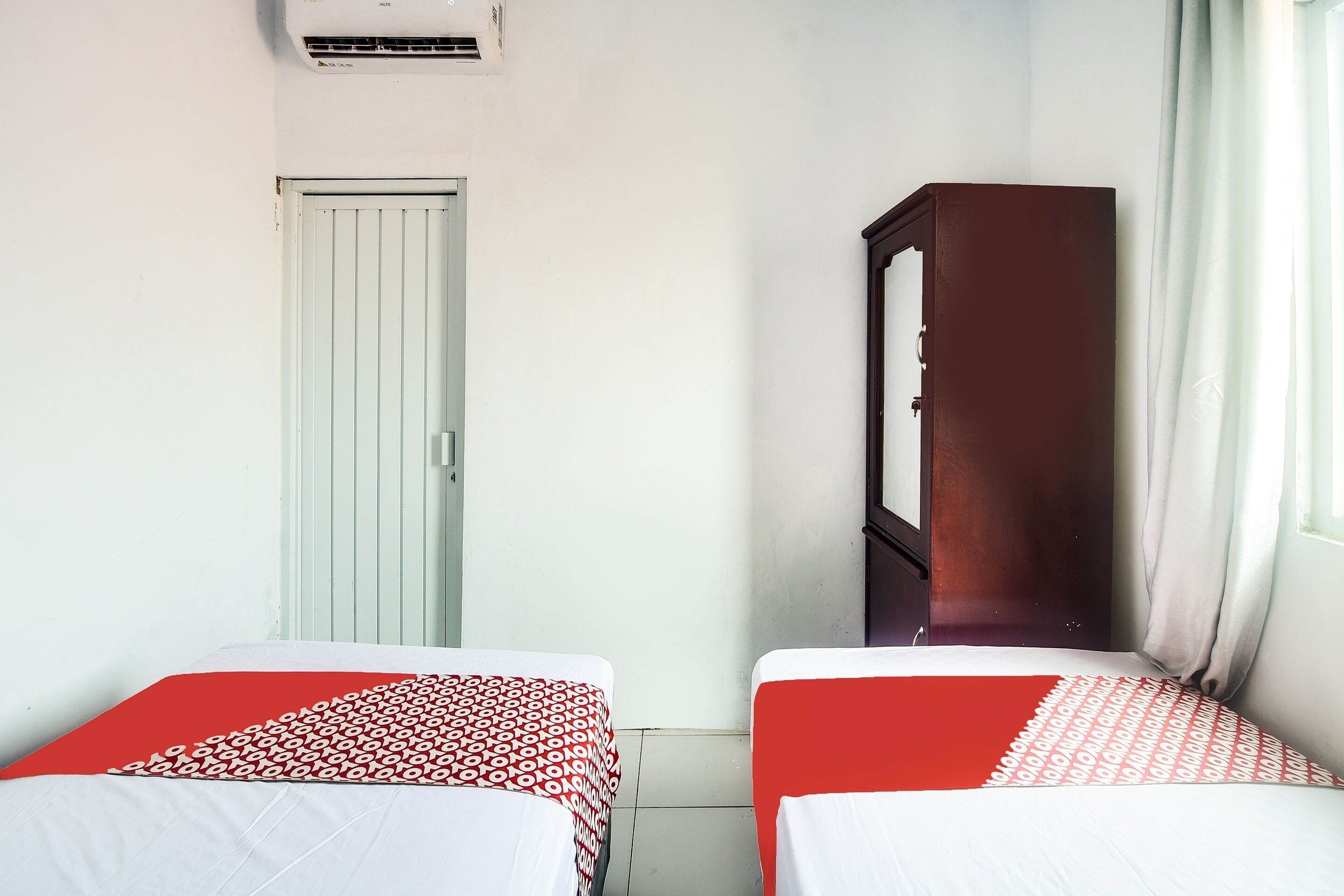 Spot On 92000 3m Kost Dan Homestay