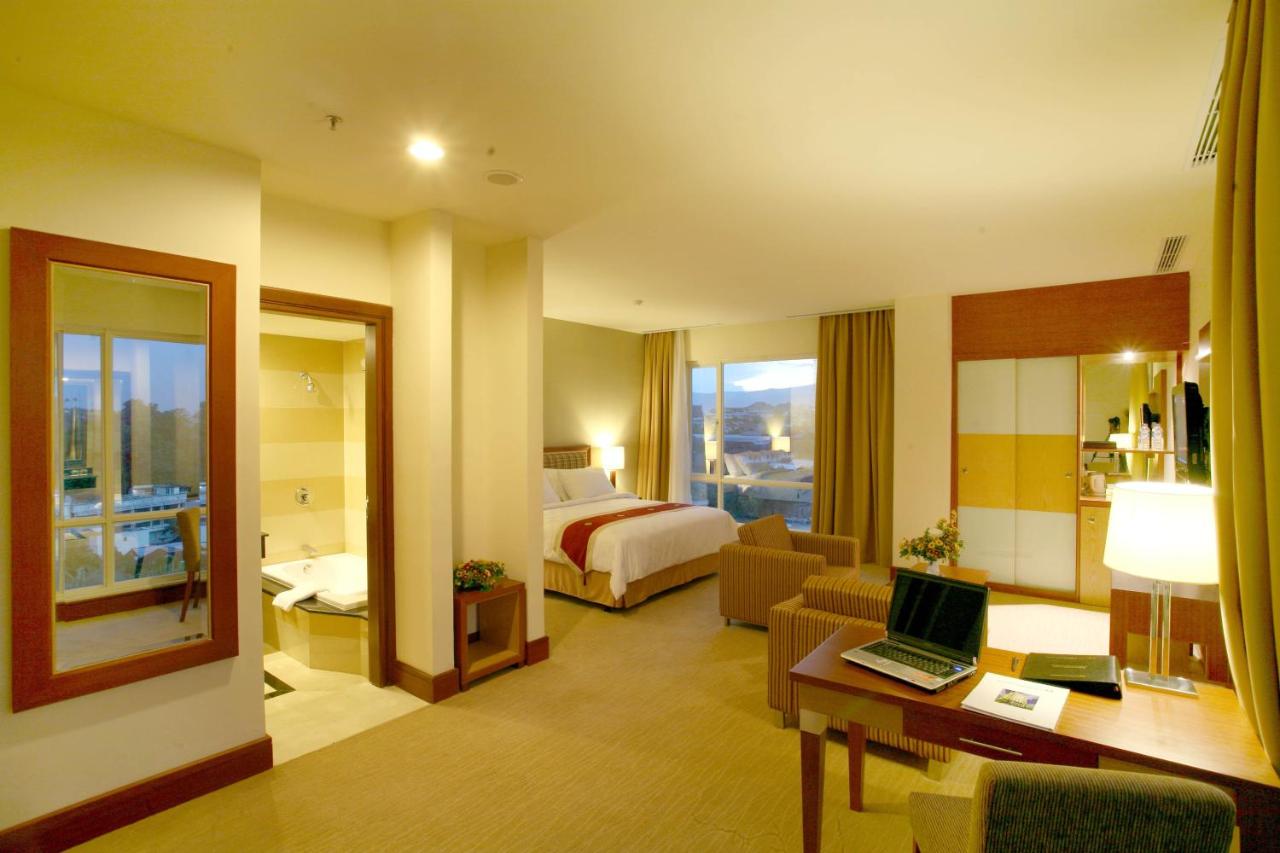 Swiss-Belhotel Maleosan Manado