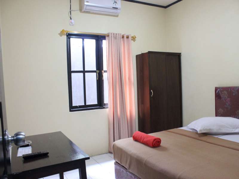 Tepi Pantai Motel