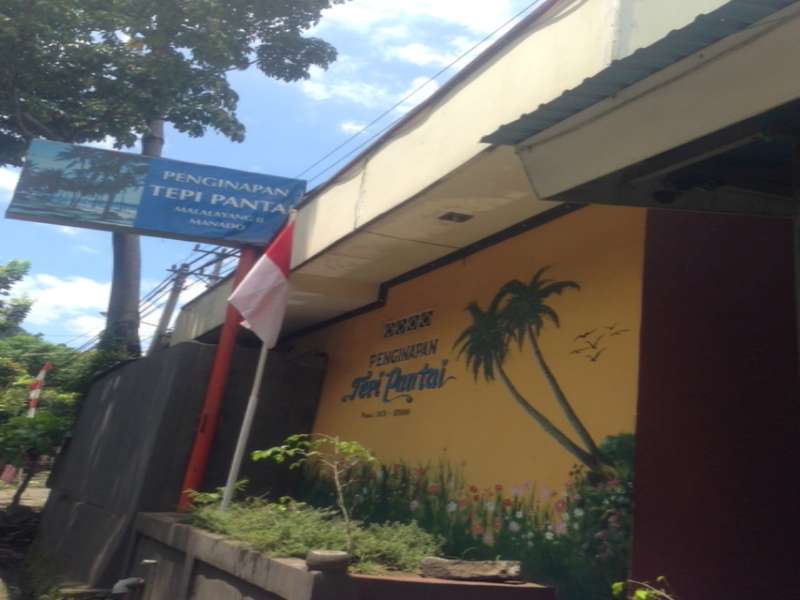 Tepi Pantai Motel