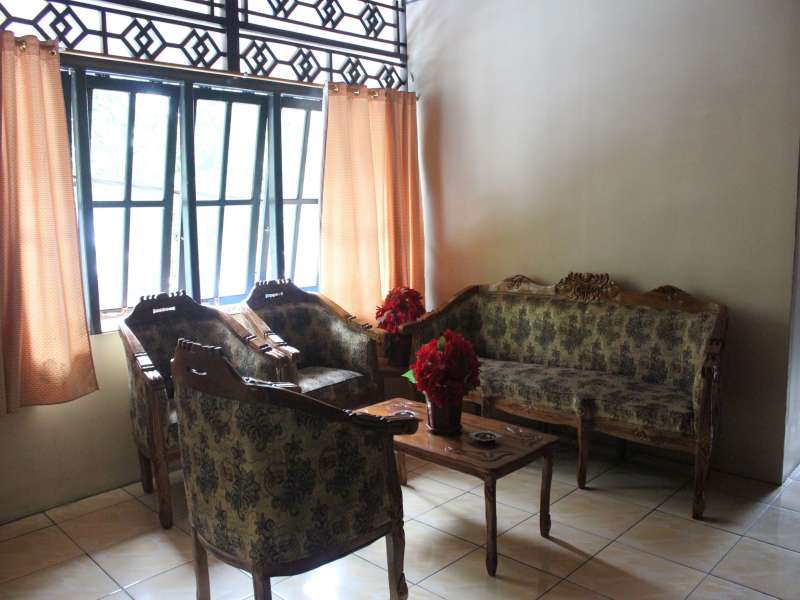 Tepi Pantai Motel