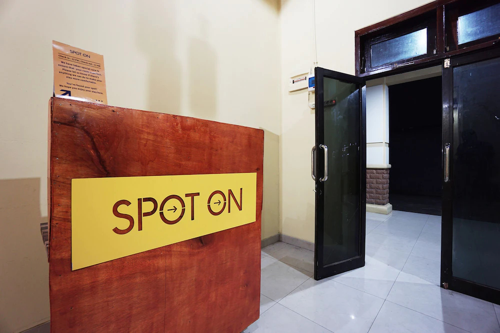 Tiga Mas Inn by OYO Rooms