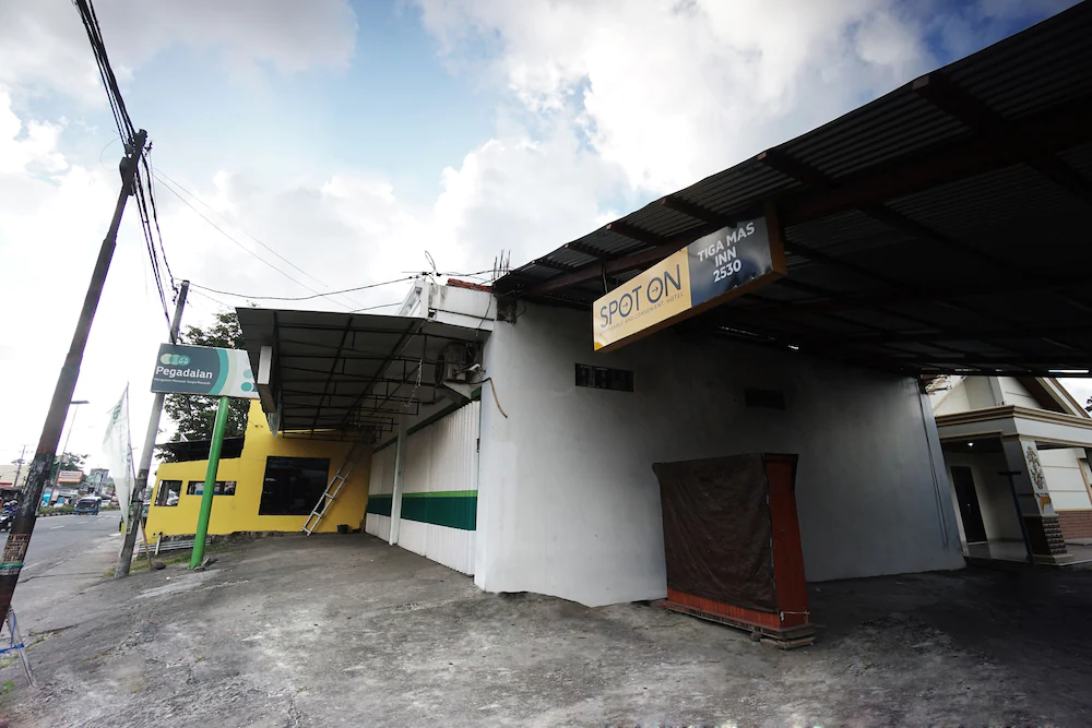 Tiga Mas Inn by OYO Rooms