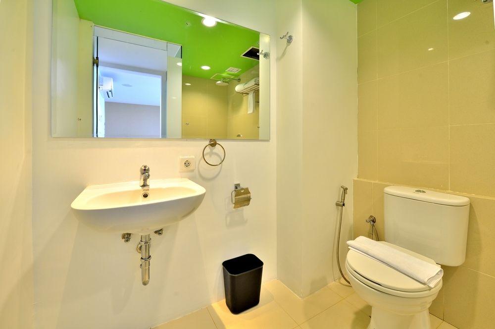 Whiz Prime Hotel Megamas Manado