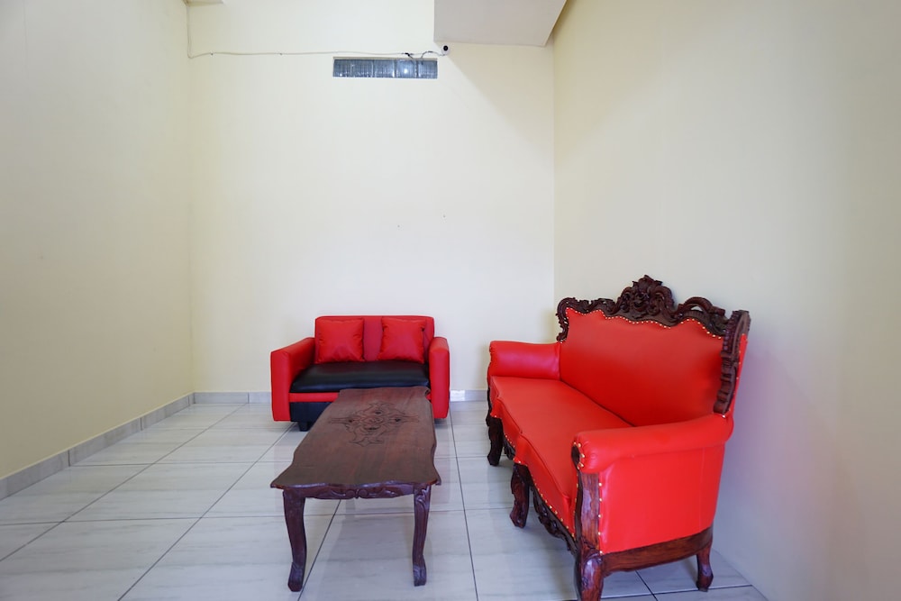 Wisma Waraney by OYO Rooms