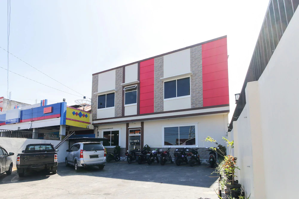 Hotel Harapan by Airy Rooms