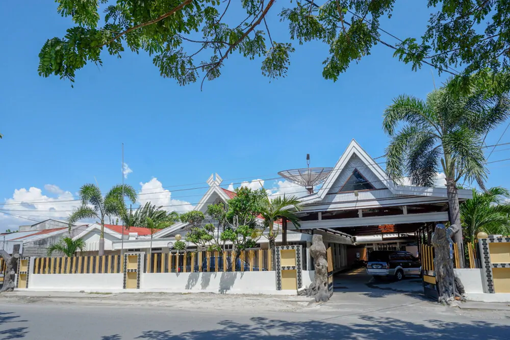 Alam Raya Hotel by RedDoorz