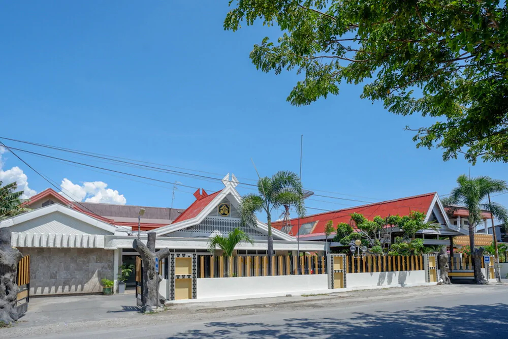 Alam Raya Hotel by RedDoorz