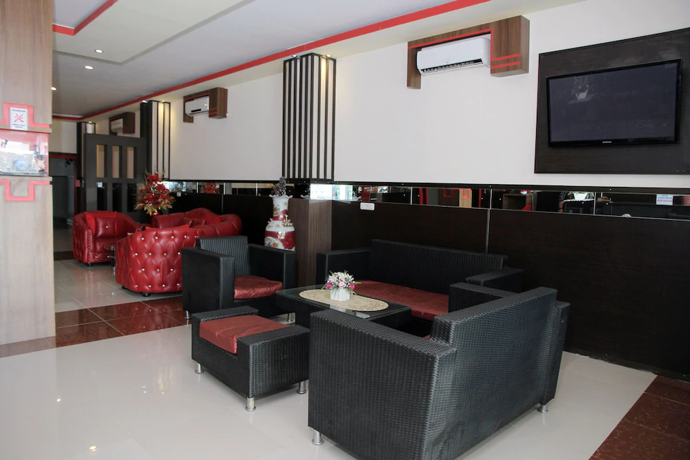 Brizky Hotel by OYO Rooms