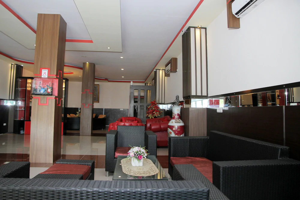 Brizky Hotel by OYO Rooms