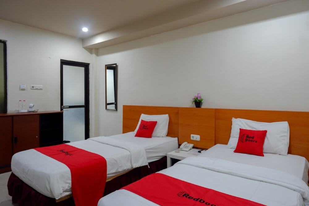 Cameloan Hotel