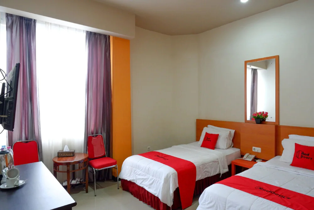 Cameloan Hotel
