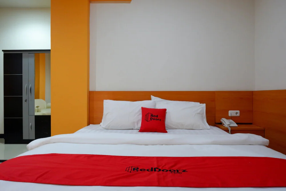 Cameloan Hotel