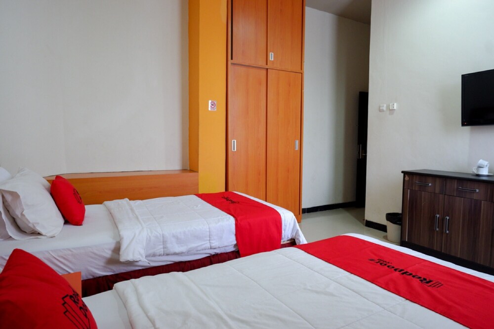 Cameloan Hotel