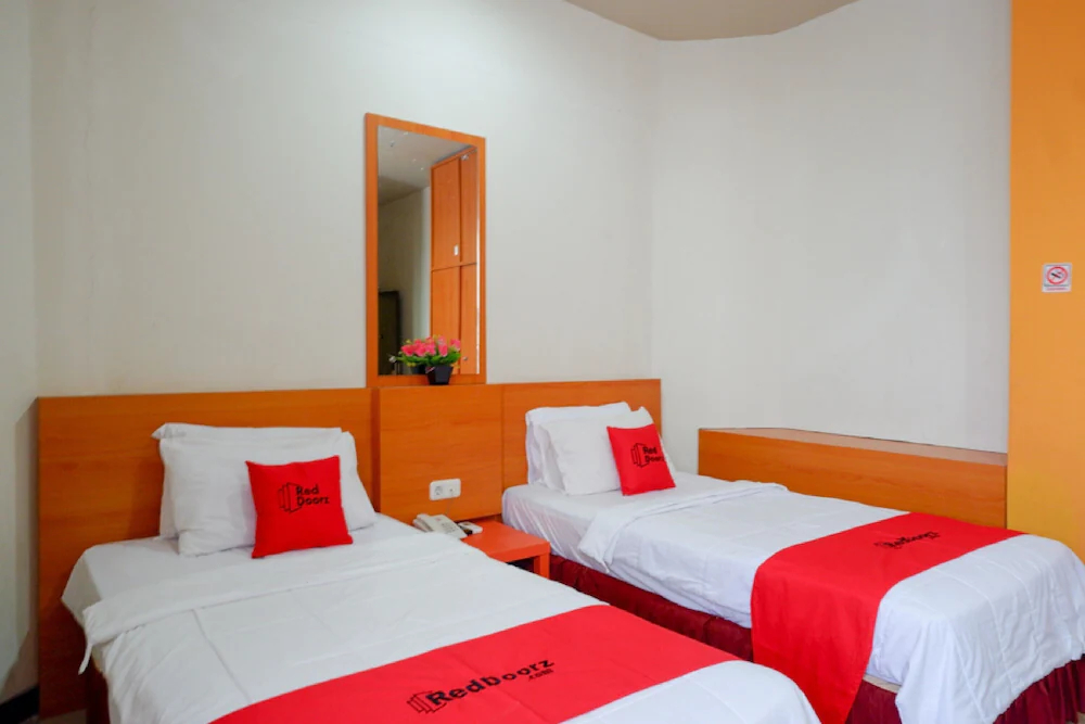 Cameloan Hotel