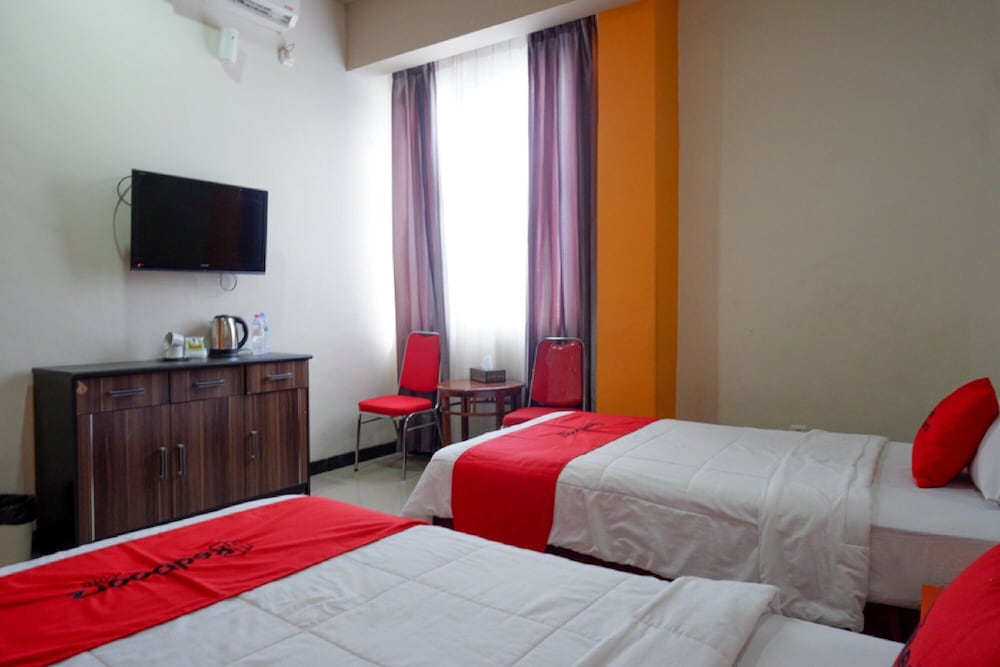 Cameloan Hotel