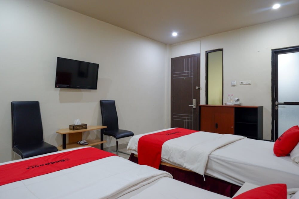 Cameloan Hotel