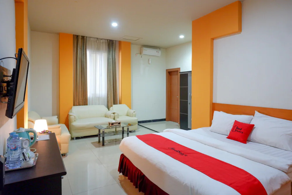 Cameloan Hotel