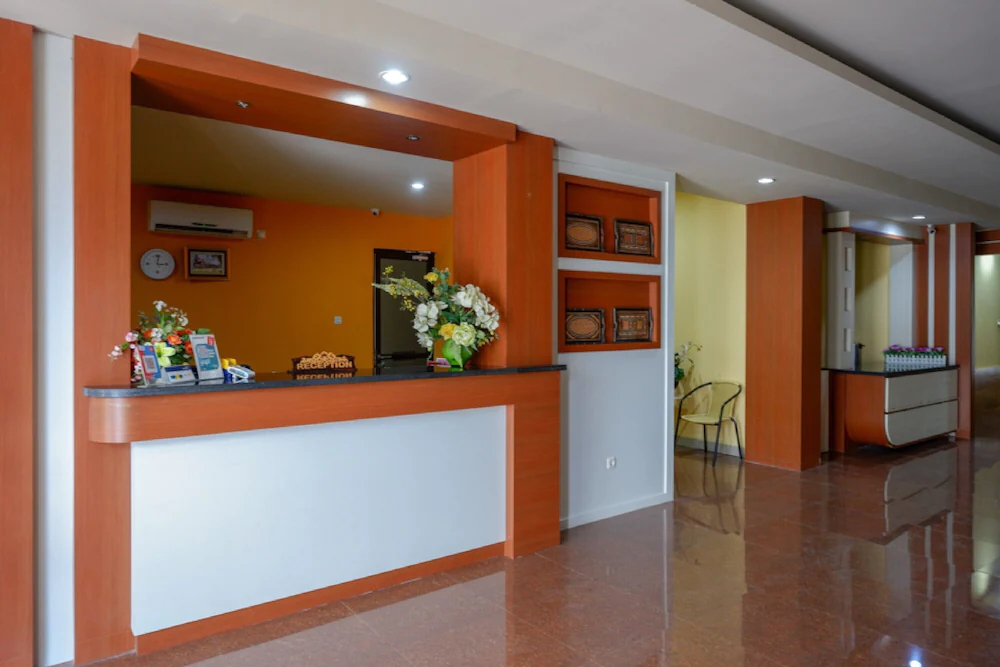 Cameloan Hotel