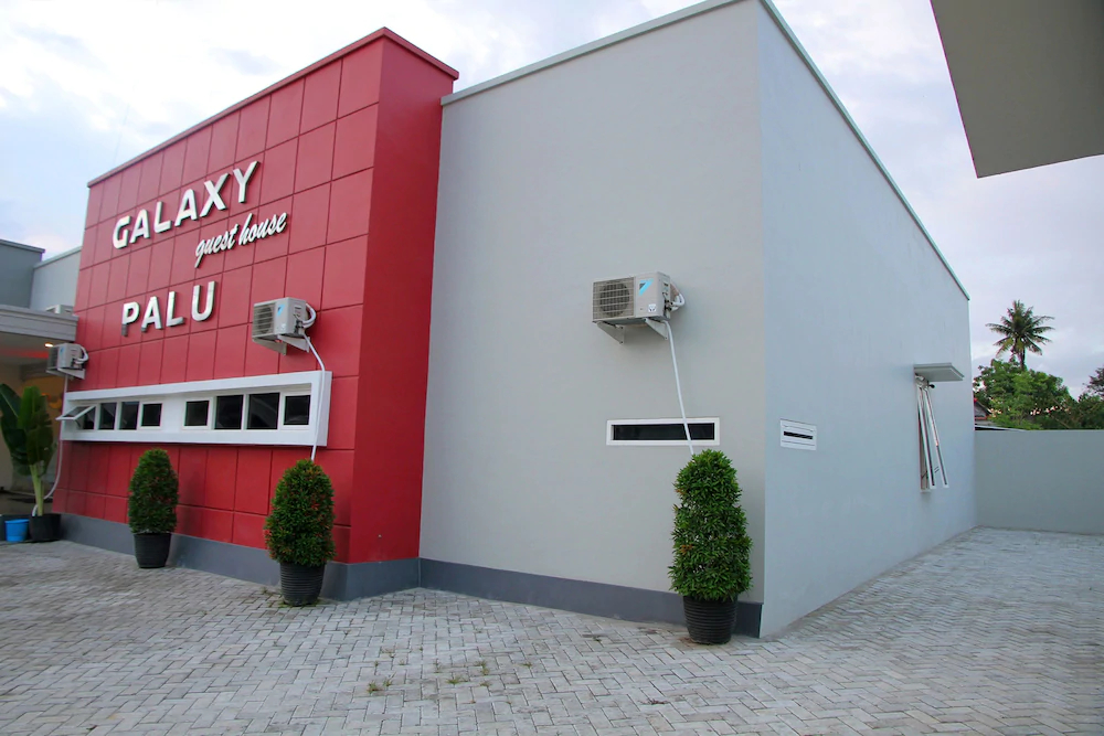 Galaxy Guesthouse by OYO Rooms