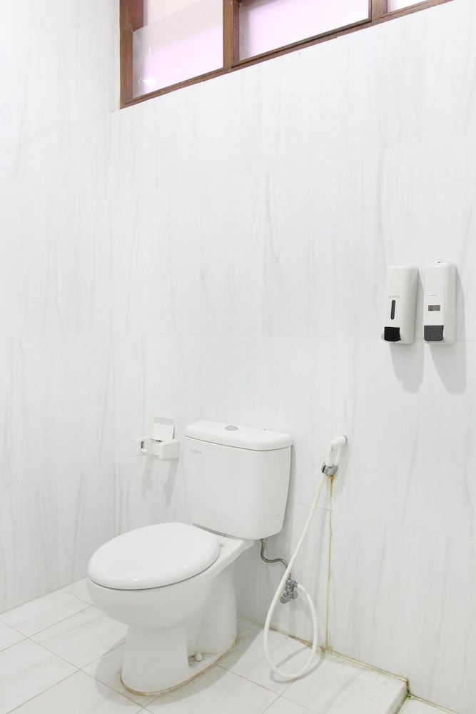 Galaxy Guesthouse by OYO Rooms