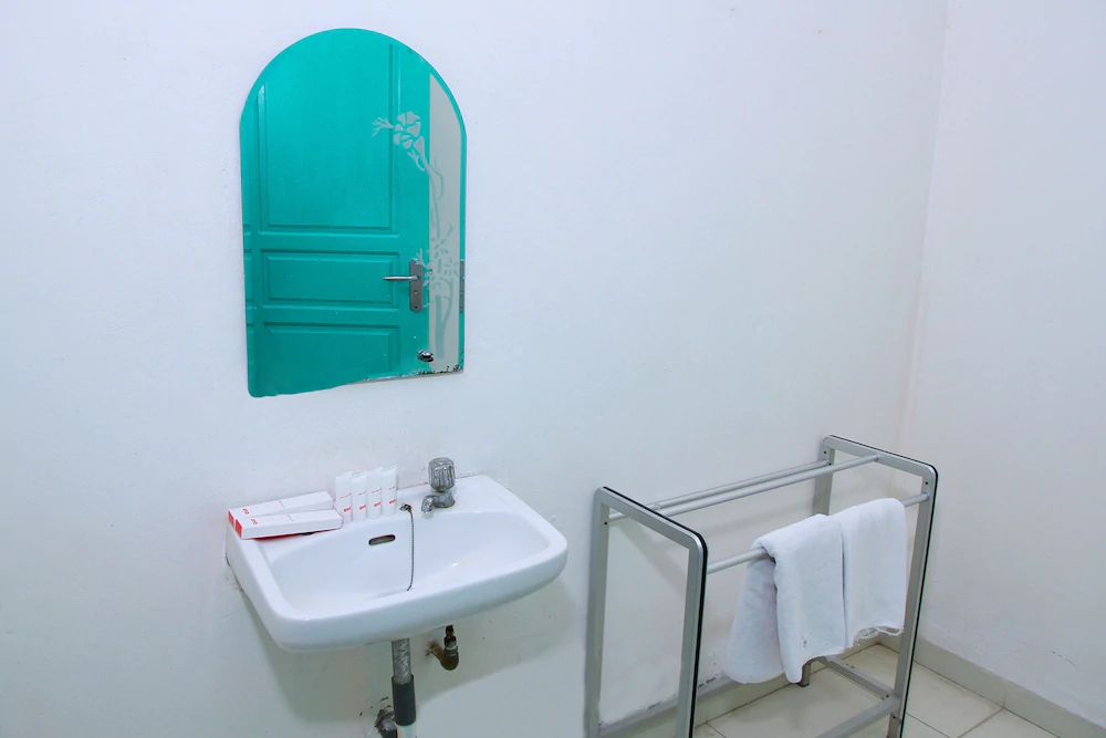 Grand Wisata Hotel by OYO Rooms