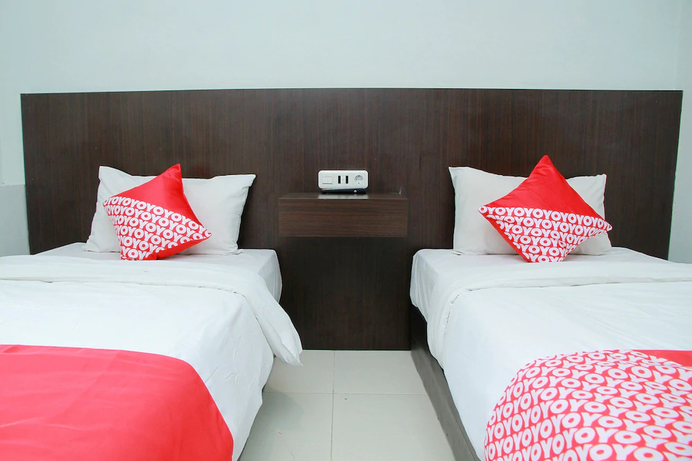 Grand Wisata Hotel by OYO Rooms