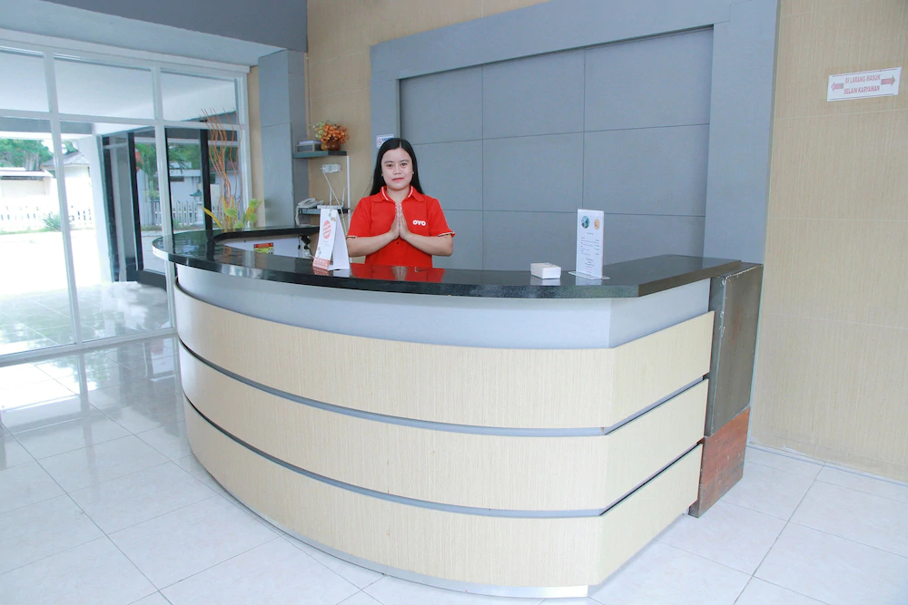 Grand Wisata Hotel by OYO Rooms