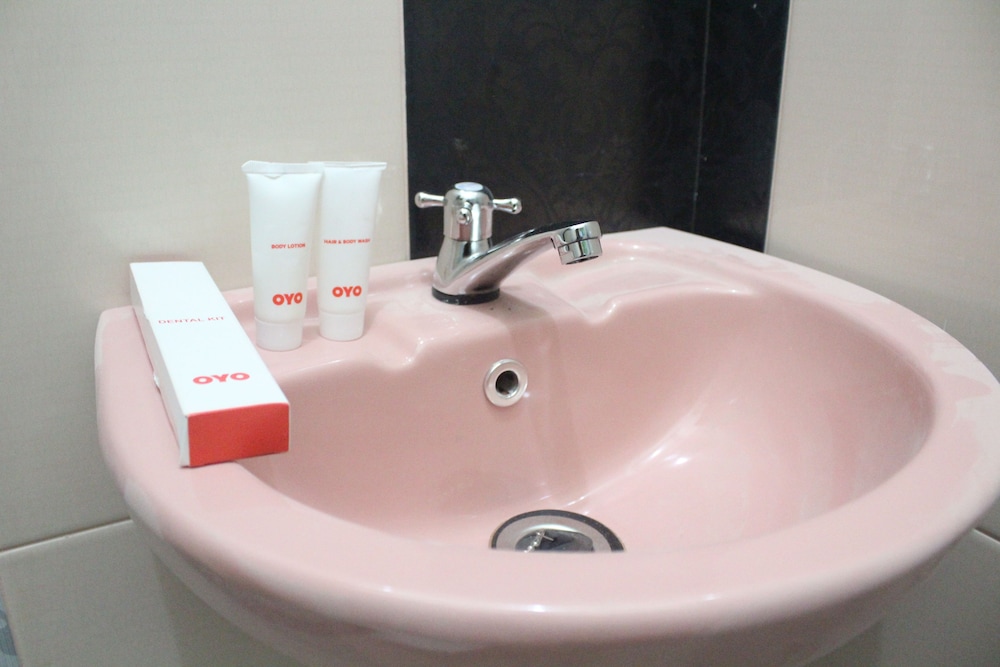 Jazz Anna Hotel by OYO Rooms