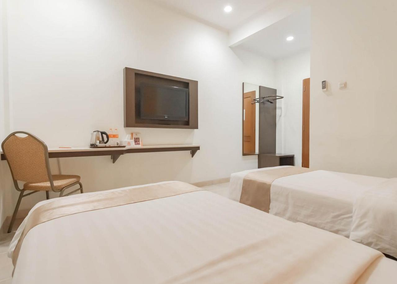 Nietsa Guest House Syariah Palu RedPartner