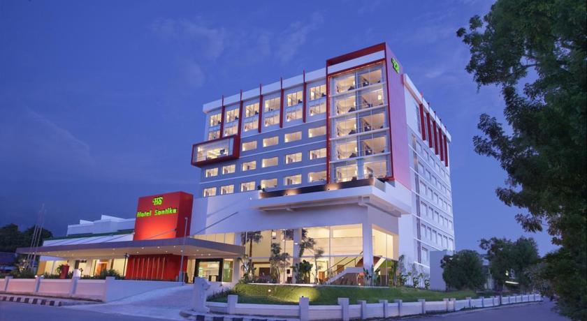 Hotel Santika Palu