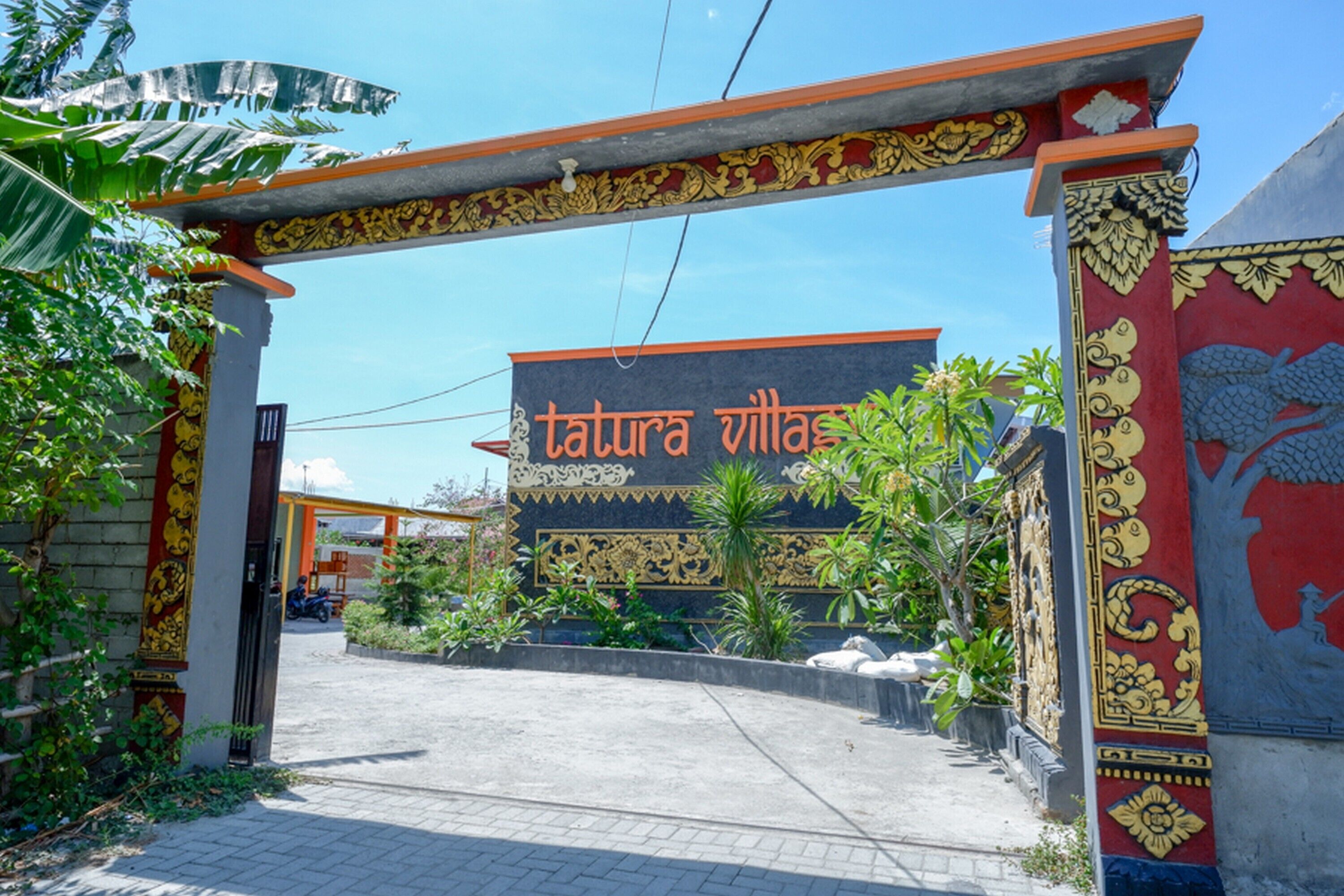 Tatura Village by RedDoorz
