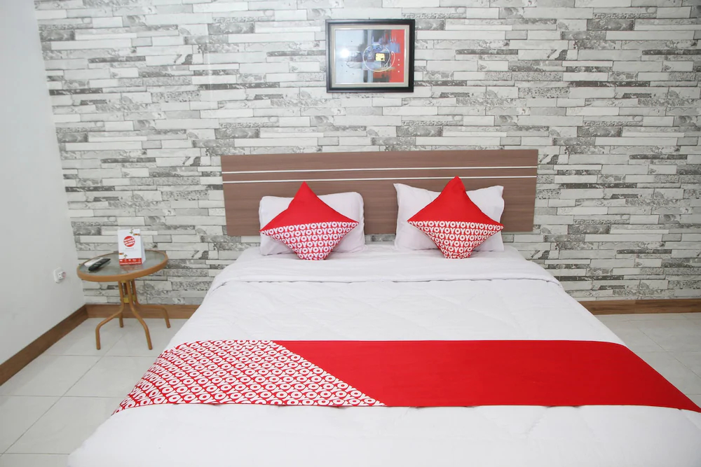 Zamrud Hotel by OYO Rooms