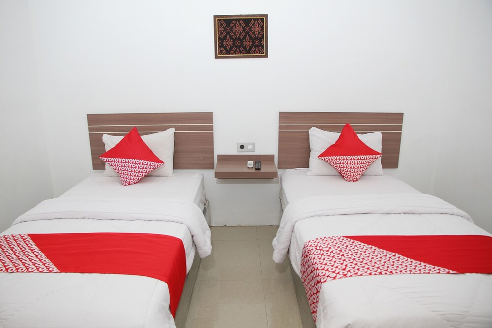 Zamrud Hotel by OYO Rooms