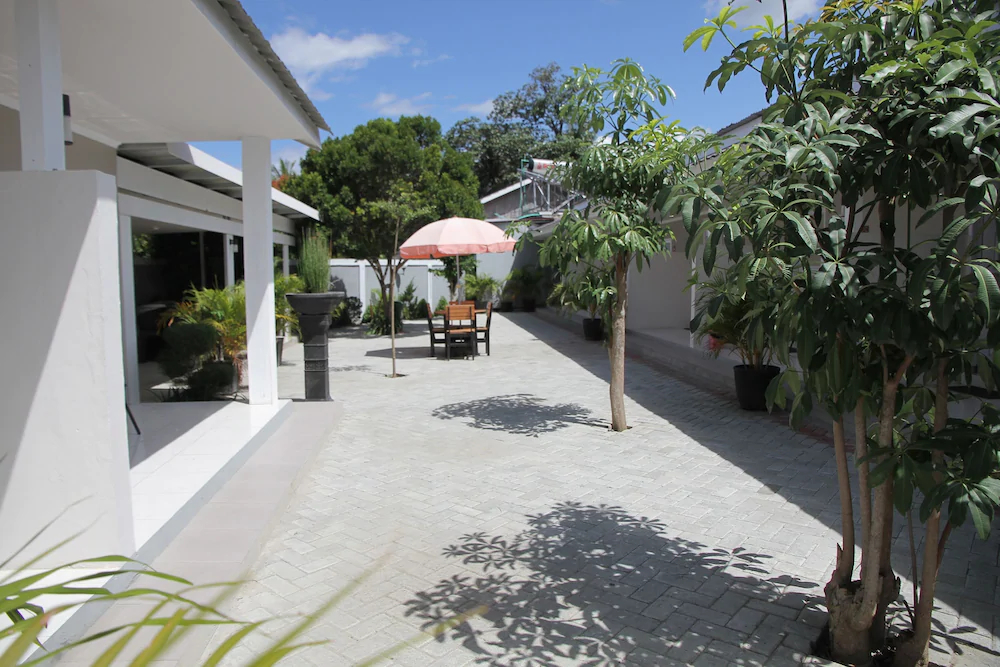 Zamrud Hotel by OYO Rooms