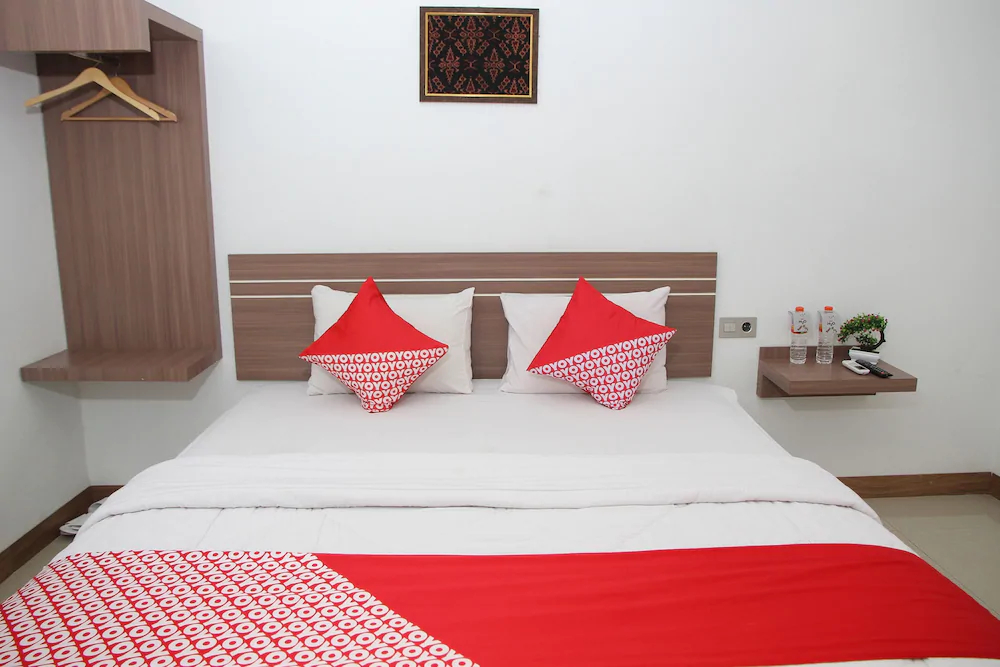 Zamrud Hotel by OYO Rooms