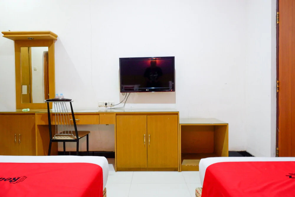 Hotel Bugis by RedDoorz