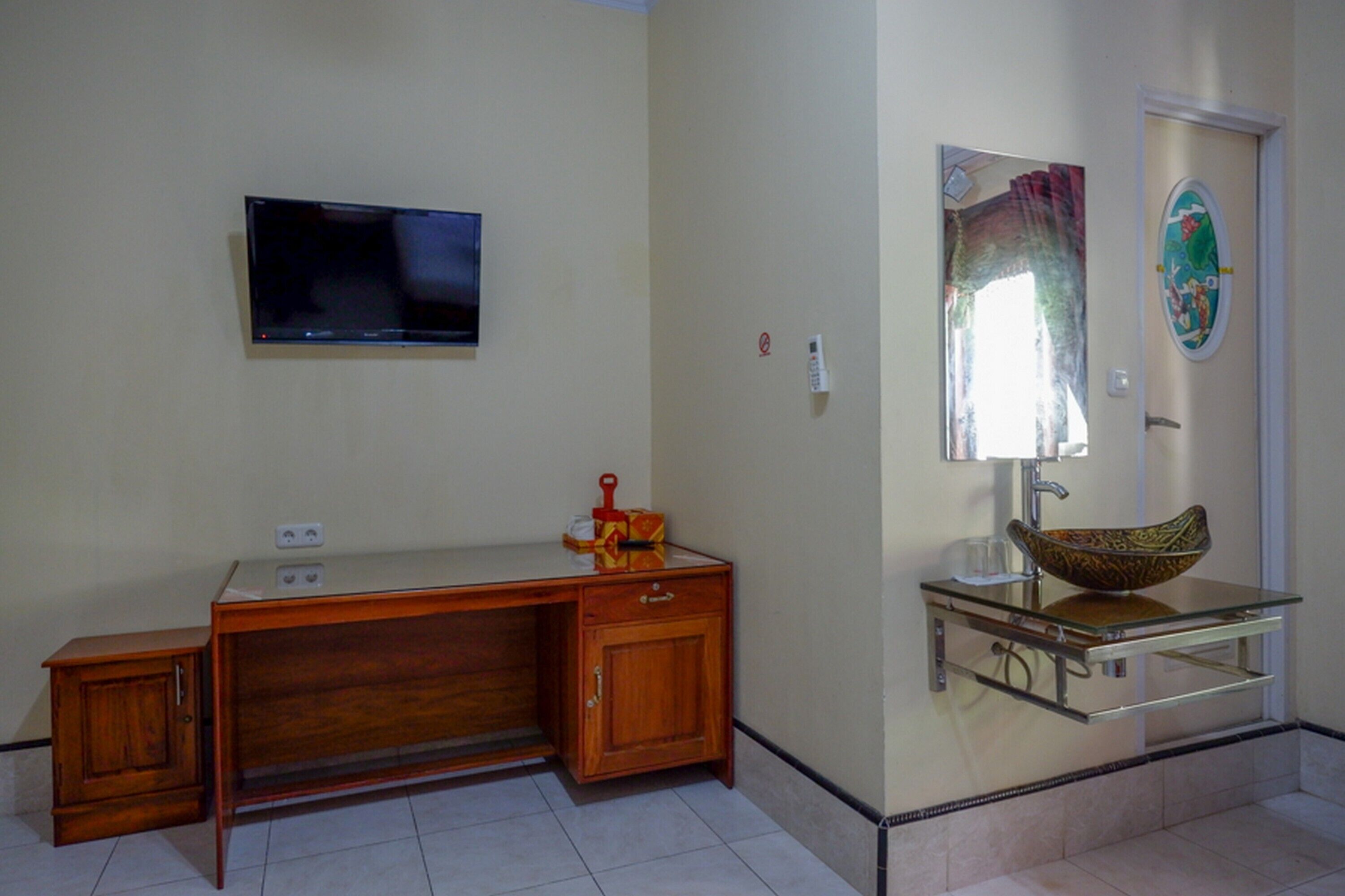 Penginapan Abi Jaya by RedDoorz