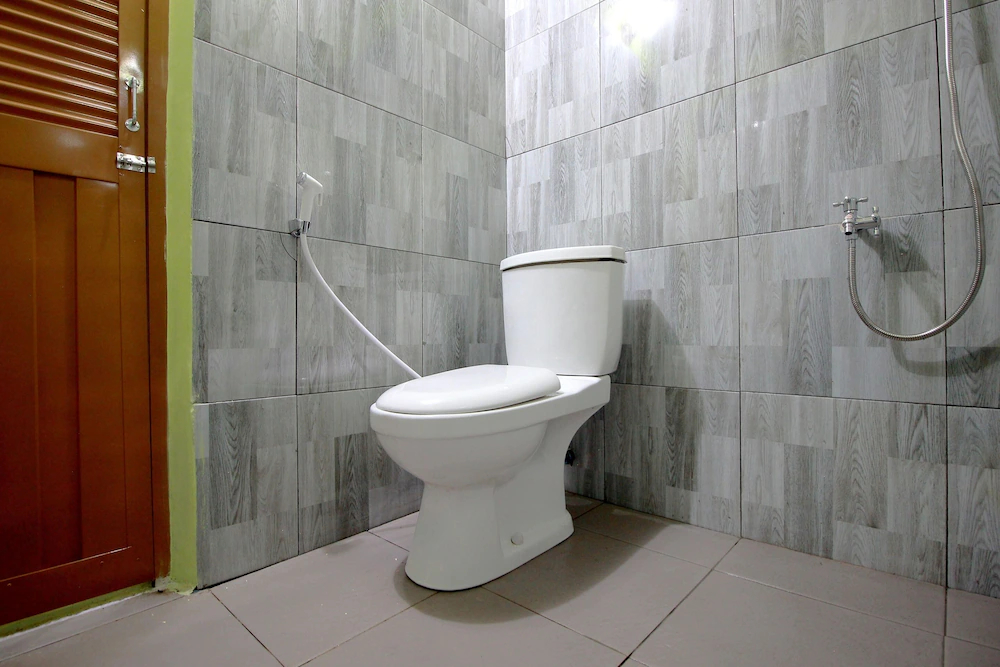 Hotel Mutiara by OYO Rooms
