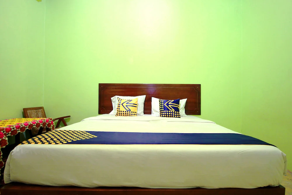 Hotel Mutiara by OYO Rooms
