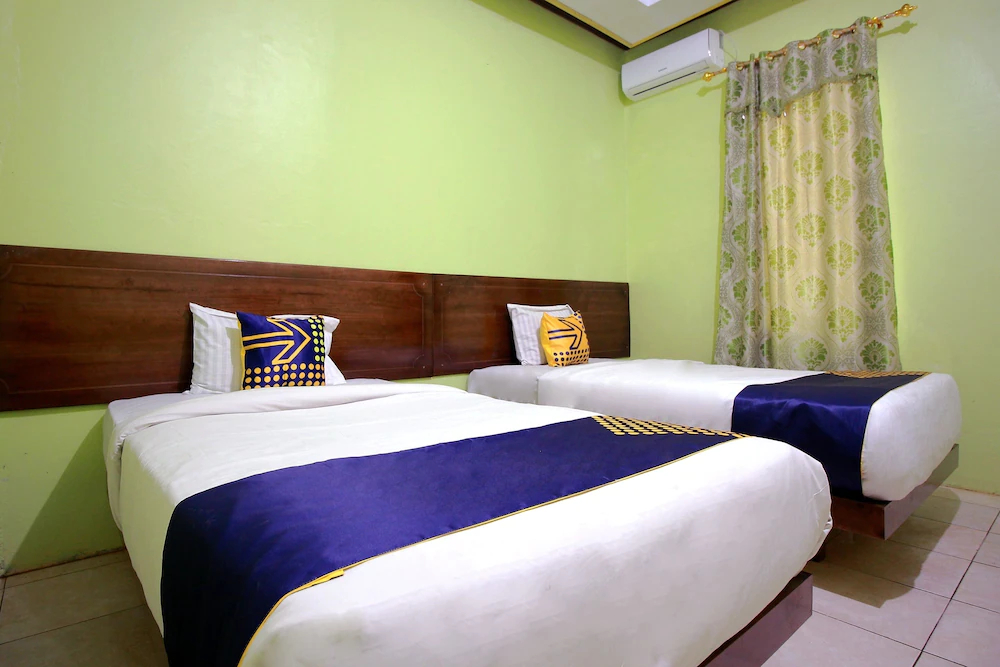 Hotel Mutiara by OYO Rooms