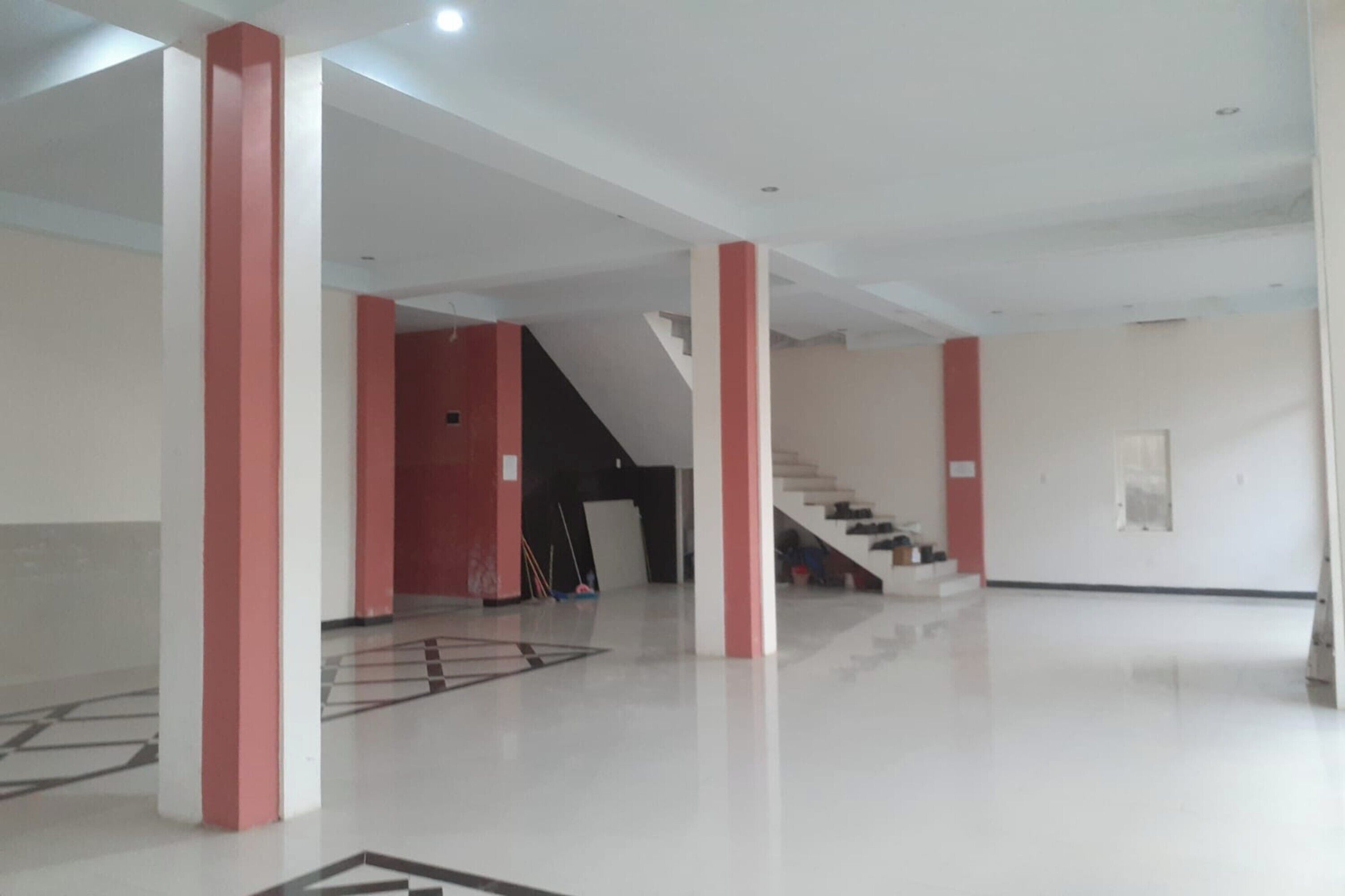 EXPRESS O 91662 Kost Rumah Kaca