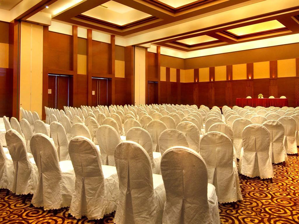 Hermes Palace Hotel