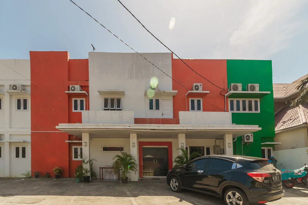 Hotel Thayyiba by RedDoorz