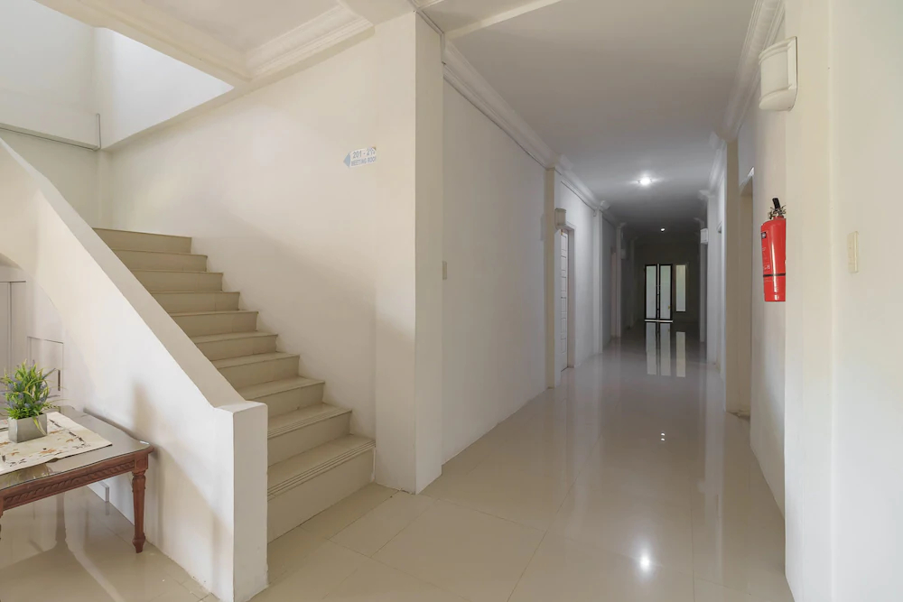 Hotel Thayyiba by RedDoorz