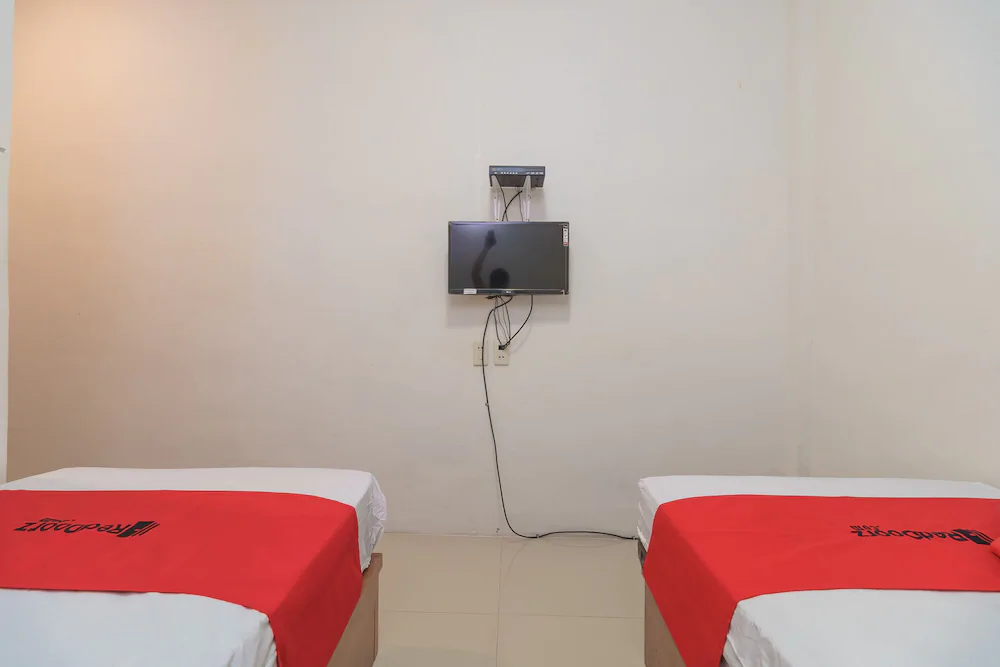 Hotel Thayyiba by RedDoorz