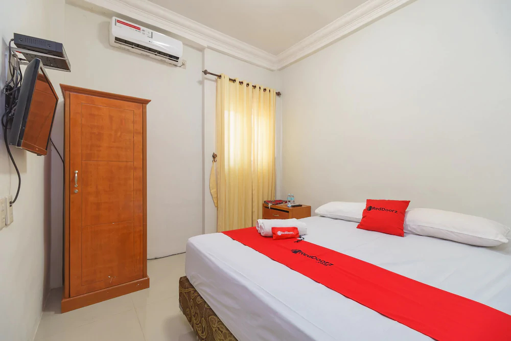 Hotel Thayyiba by RedDoorz