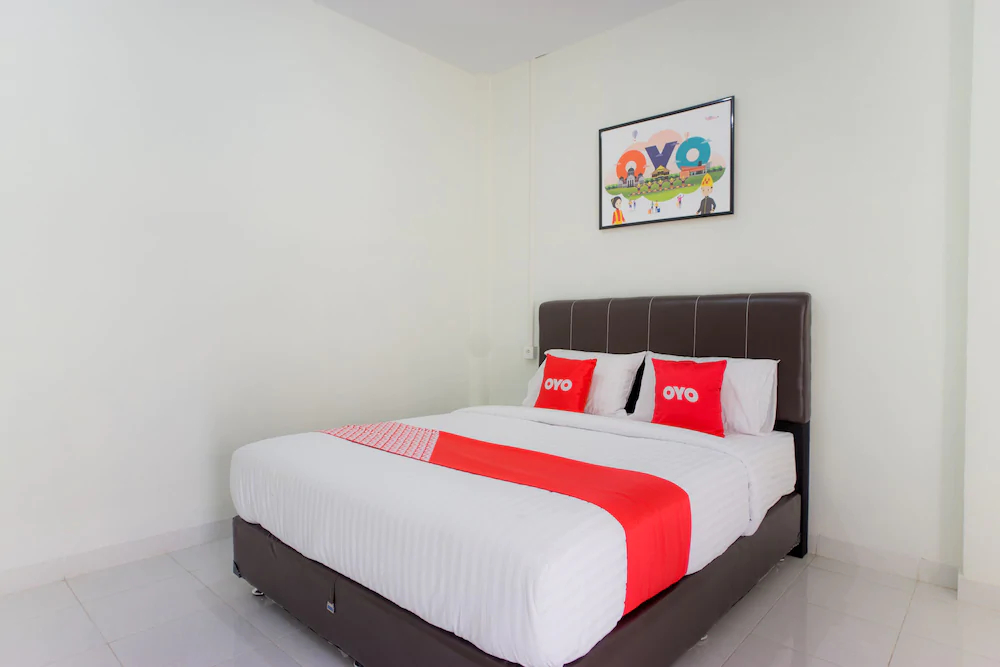 Kupula Guest House by OYO Rooms