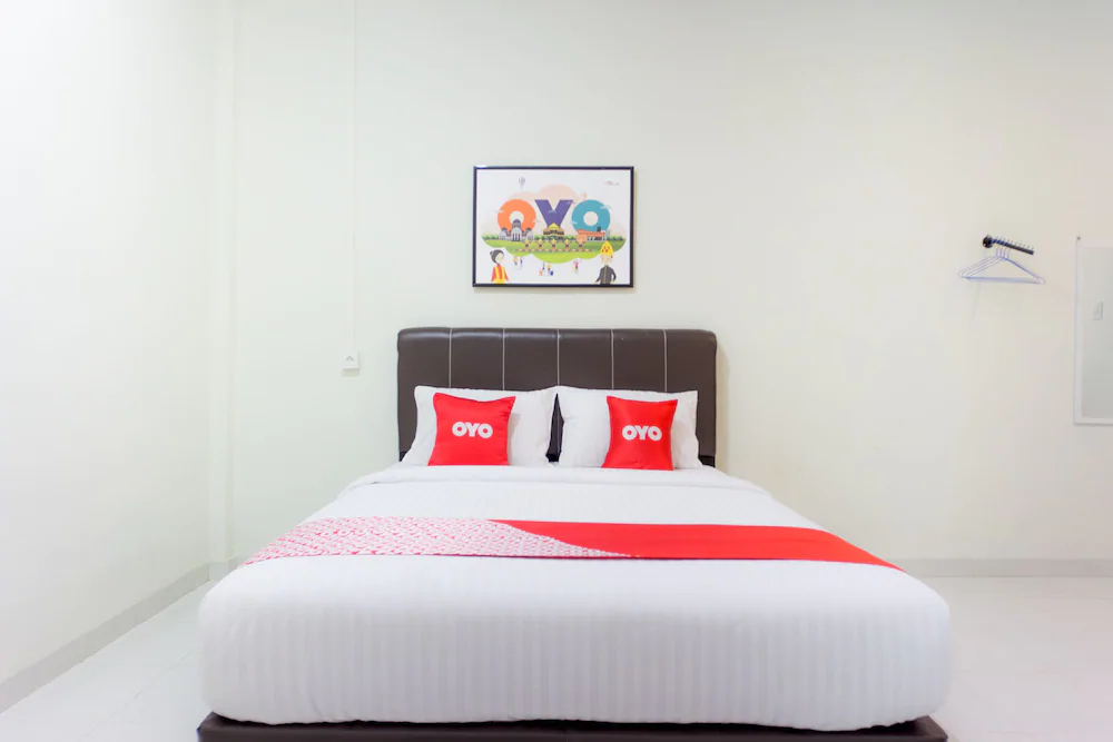 Kupula Guest House by OYO Rooms
